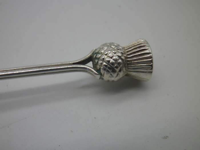 Scottish Hallmarked Silver thistle teaspoon. Glasgow, 1953. Robert Allison 10.6cm 10.6g