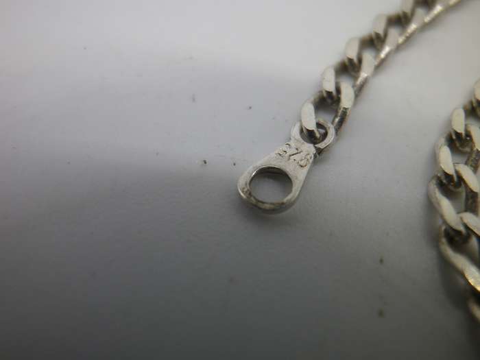 JENNA CLIFFORD Large Sterling Silver BEE DESIGNER pendant on Silver chain 4.5x3cm 21g EXQUISITE