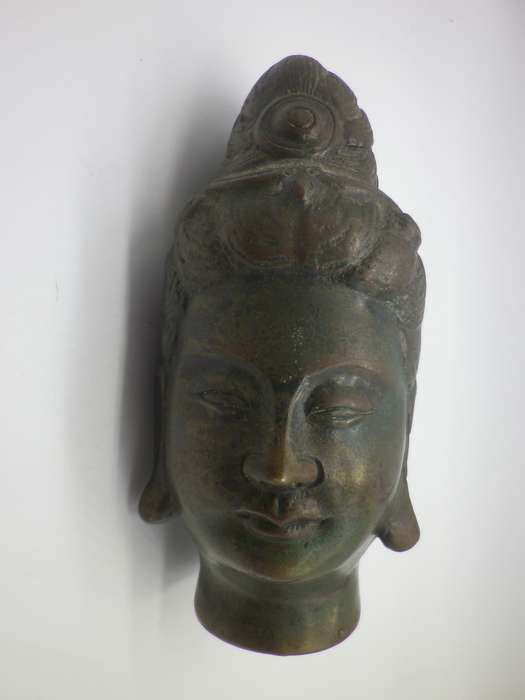 MAGNIFICENT Antique BRONZE KWAN YIN HEAD STATUE. Too beautiful