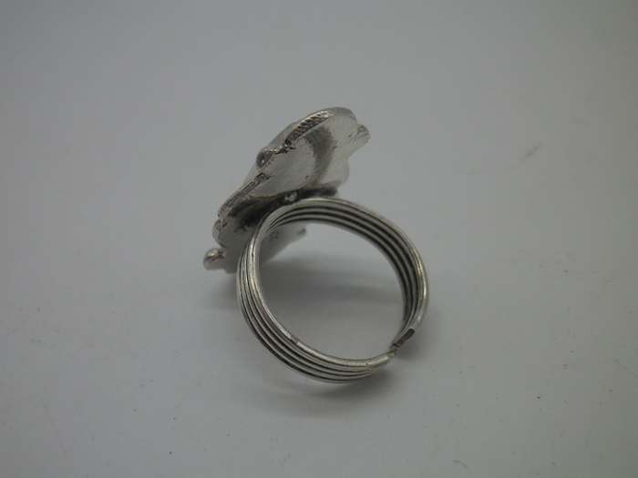 Sterling Silver vintage ring. Size O - but adjustable 7.67 grams