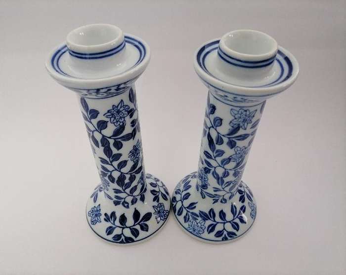 Pretty pair of BLUE & WHITE Candle sticks.