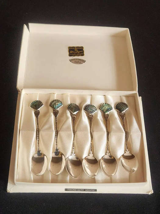 Vintage 1950s Sterling Silver & Genuine Paua shell spoons. Ataahua, New Zealnd. 10cm. 45g