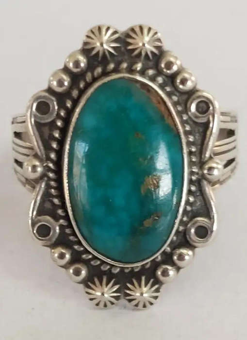 Vintage Navajo Designer Sylvia Chee Natural Turquoise Sterling Silver ring. 5.8g Size: N