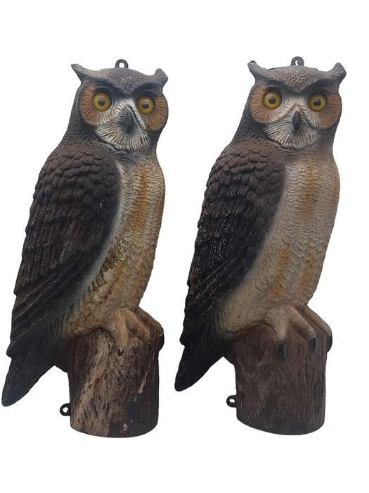 TWO REALISTIC PLASTIC BLOW MOULD GARDEN OWL ORNAMENTS or decoys  1992 FlamBeau Products USA 52cm
