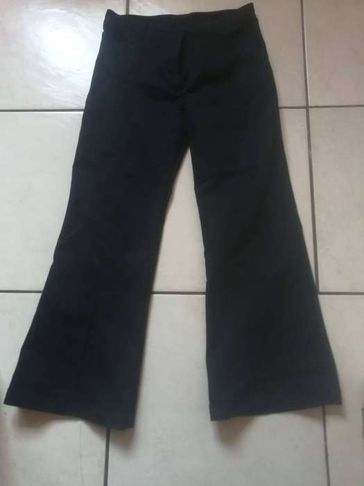 BLACK JEANS
