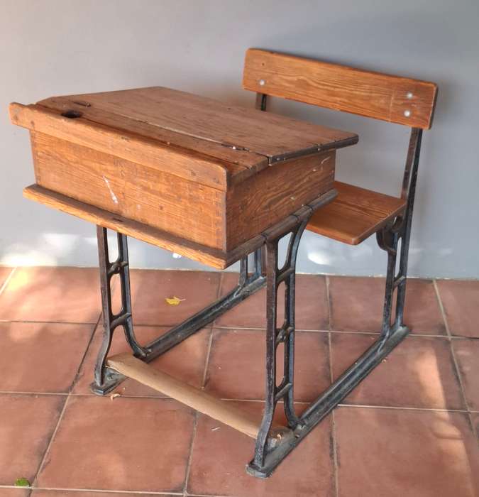 Vintage Cast Iron / Wood School Desk