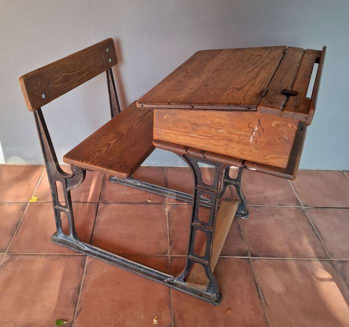 Vintage Cast Iron / Wood School Desk