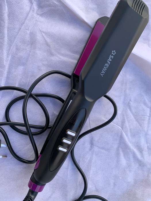 **Womens Month Specials : Take 80% off Wide plate hair straightener **