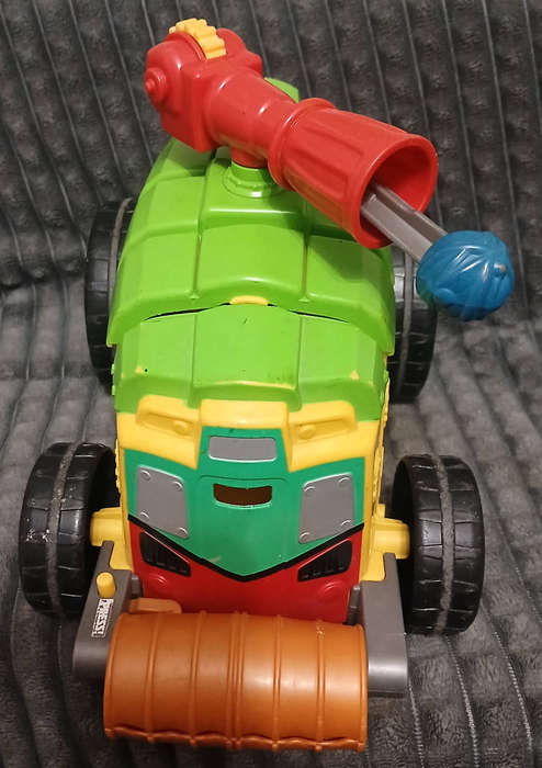 Large TMNT figure lot