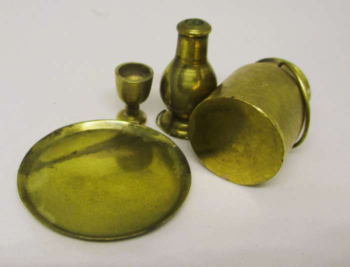 Vintage Brass Temptations Handcrafted Solid Brass Printer Tray ornaments.