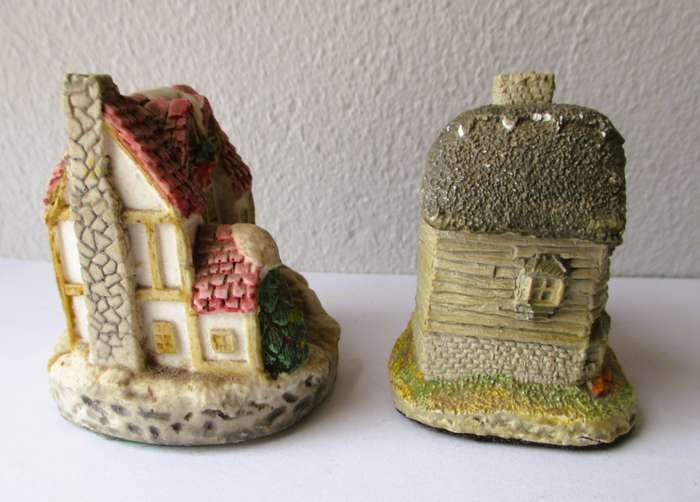 Two Vintage David Winter The Village Shop and hristmas House. 60mm high.