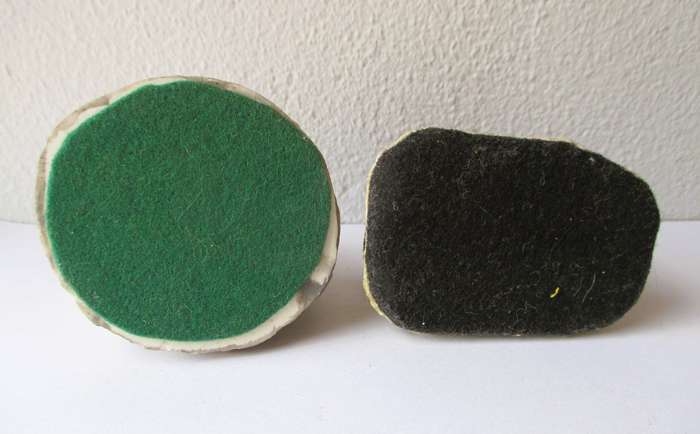Two Vintage David Winter The Village Shop and hristmas House. 60mm high.