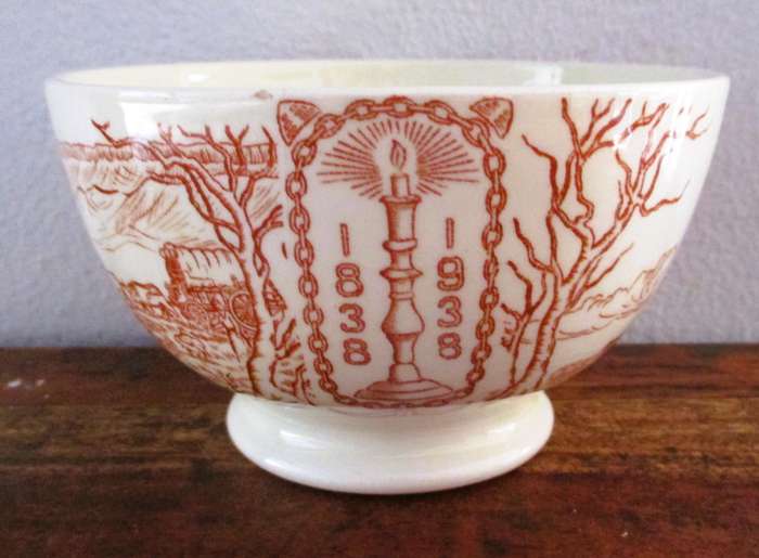 Vintage Pretoria Voortrekker Centenary 1838-1938 Porcelain Bowl - South Africa 11x7cm