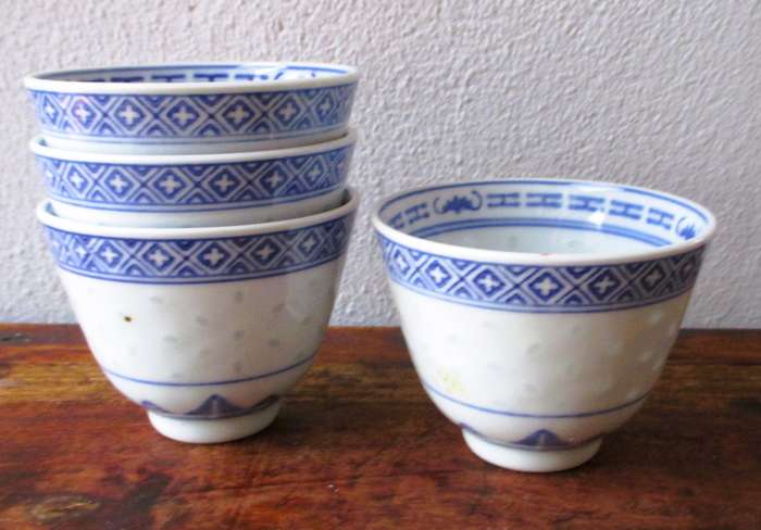 Lot of 4 Vintage Porcelain Rice Grain Tea Sake cup CHINA Hand Painted