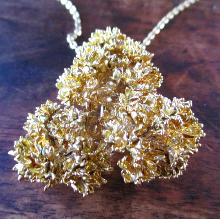 Vintage Costume Jewelry Pendant Necklace and Brooch Gold Tone Sea Coral 1980s