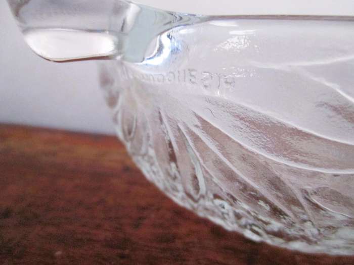 Vintage Strawberry Textured Glass Trinket/Candy Bowl 160x50mm
