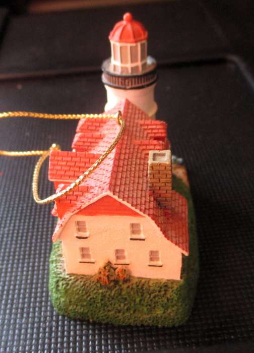 Lefton Historic American Lighthouse Figurine Point Betsie Frankfort 2000, 12865.