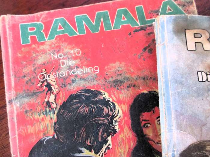 3x Gerrie Radlof (1980's) Fiction books in Afrikaans. Well used condition. See photos.