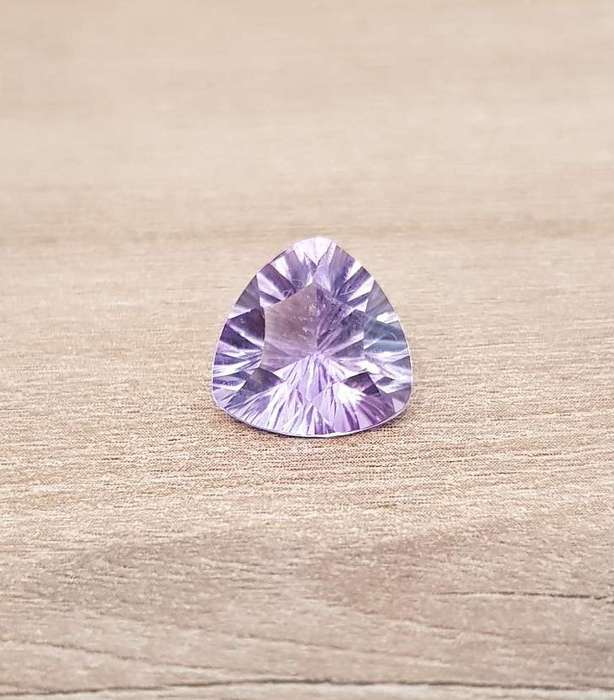 5.33Ct. Amethyst Purple Triangular Concaved Cut Precious Gem Ravishing Colour! LOOSE  GEMSTONE