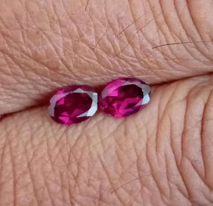 1.70Ct. Rhodolite Garnet Oval Pair**Purplish Red**