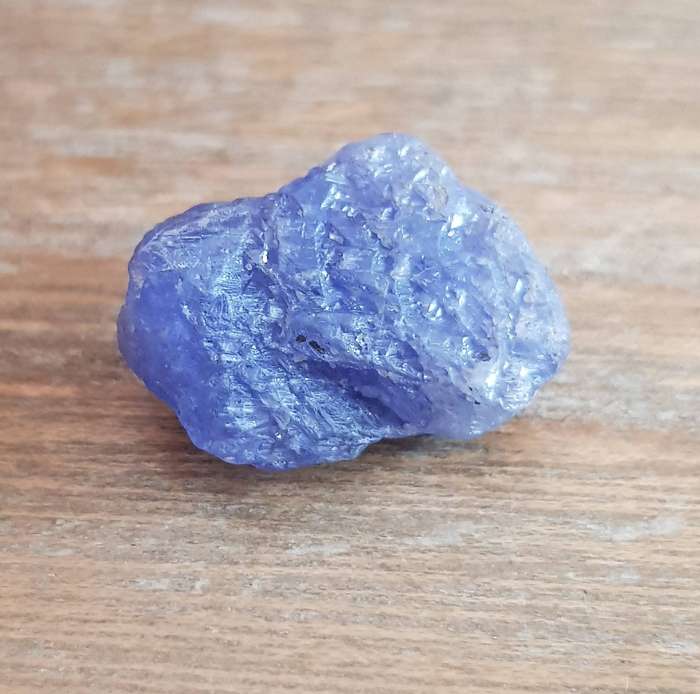 TANZANITE 25.03Cts. NATURAL VIOLET BLUE  ROUGH