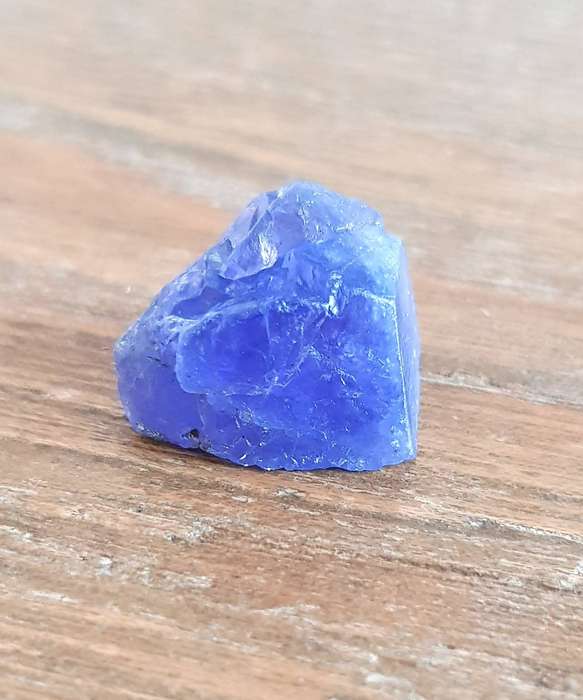 TANZANITE 24.49Cts. NATURAL VIOLET BLUE  ROUGH