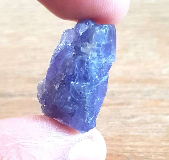 TANZANITE 36.27Cts. NATURAL VIOLET BLUE  ROUGH