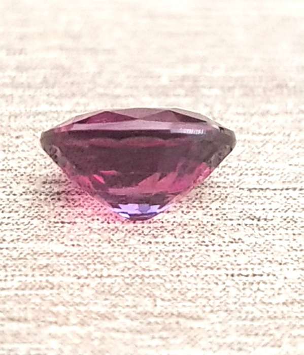 0.83ct Pinkish Purple Rhodolite Garnet VVS Oval Natural  - Madagascar Gem