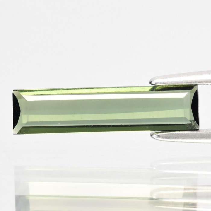 0.81ct Green Tourmaline  14.2x3.5mm VS Baguette