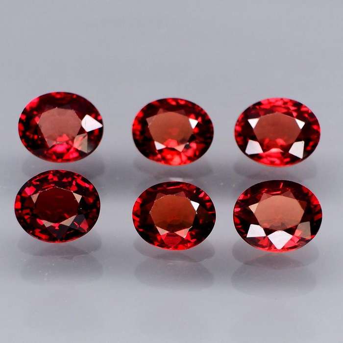 Red Mozambique Garnet Oval 1Pcs/0.80Ct. 6x5 mm.Outstanding! Natural  Africa