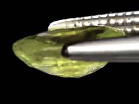 0.91ct Greenish Yellow Sapphire  Oval 6.5x5mm**Heated Only**Ceylon Gemstone