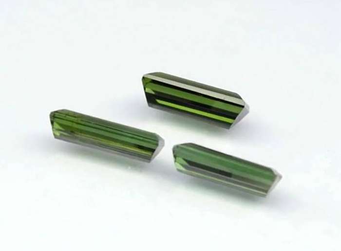 1.80ct Green Tourmaline Baguette 3pcs Lot Natural -  Africa