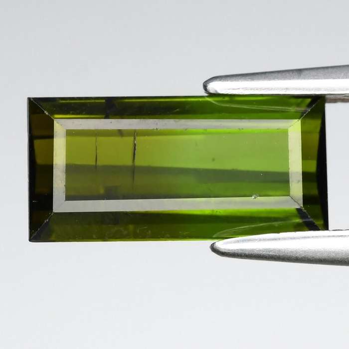 1.37ct Green Tourmaline 9.3x4.5mm VS Baguette Natural  - Unheated, Nigeria Gem