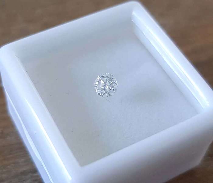 0.32Cts Diamond**Certified**  F/SI1 Natural Loose White Natural