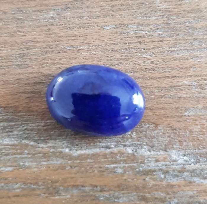 8.79Ct.  Sapphire Cornflower Blue Oval Cabochon Mozambique Gem Splendid Natural