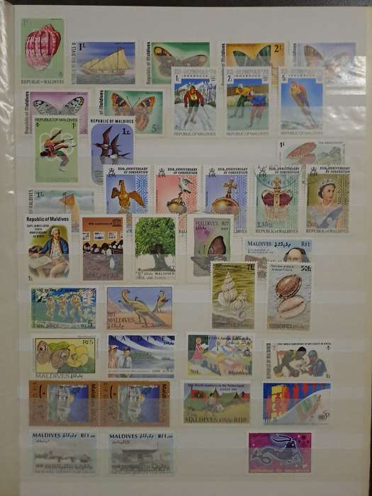 QE II : Jamaica - Zimbabwe - Clearance sale