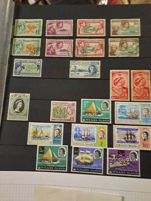 Pitcairn Islands - 22 Stamps - Clearance sale