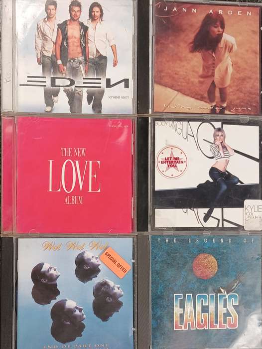 Collection of 25 music CDs