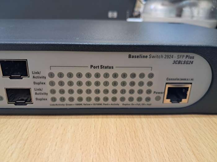 3COM Baseline Switch 2924 SFP Plus (3CBLSG24)