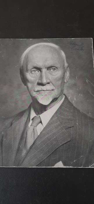 Salute to a Great South African - Jan Christiaan Smuts May 24, 1870 - September 11, 1950