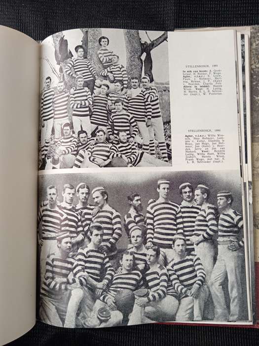 Met die Maaties op die Rugbyveld 1880-1995 Compiled by Danie Craven & Piet Jordaan