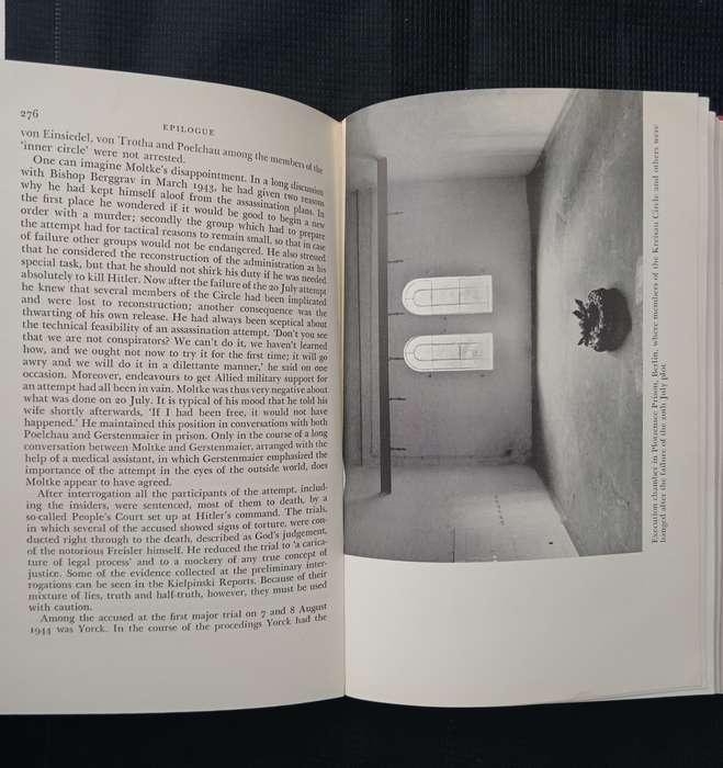 German Resistance to Hitler by Get van Roon