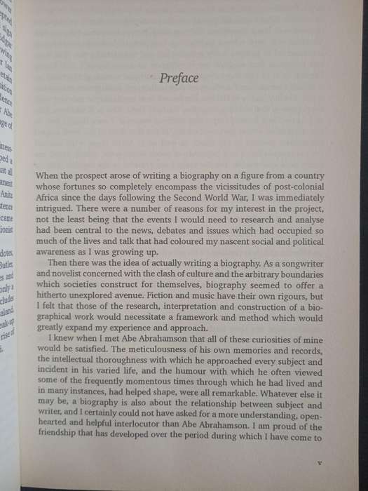 The Moon Can Wait A Biography of The Hon A E Abrahamson by Paul Clingman