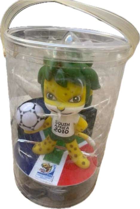 fifa 2010 pvc mascot Zakumi souvenir rare to find