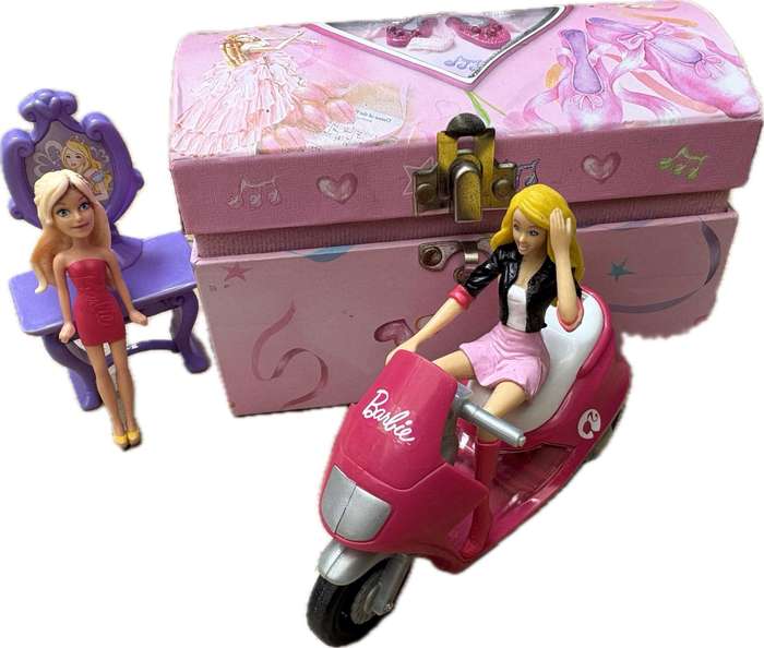 Mattel Barbie scooter in music box plus Barbie friend