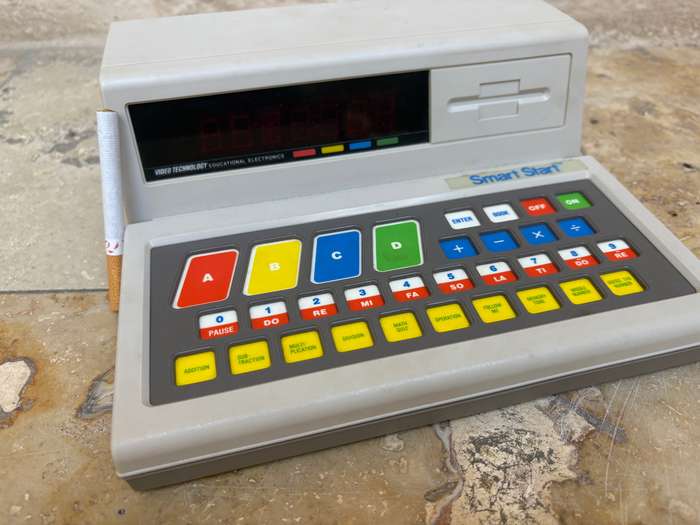 Vintage Vtech Smart Start pre computing learning machine 1988