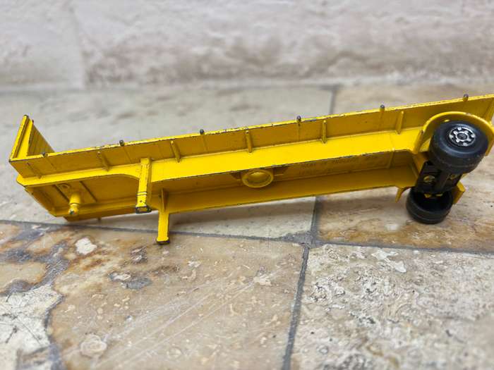 Vintage matchbox Superkings cargo hauler diecast k33 1978