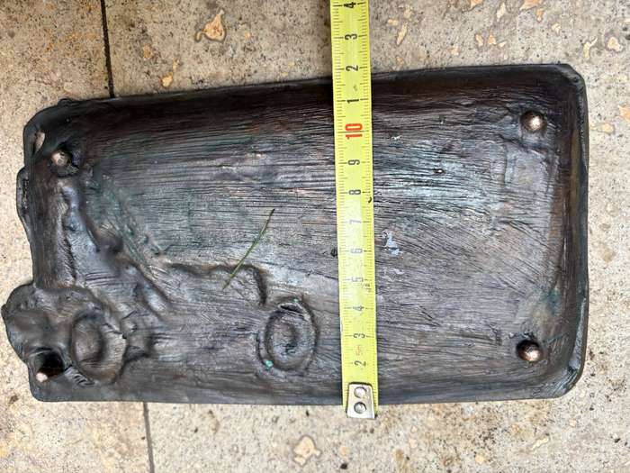 Antique auto car 3d copper coin tray ashtray plaque