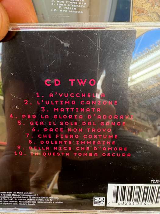 Luciano Pavarotti the greatest tenor of all time dvd with 2 cd box set
