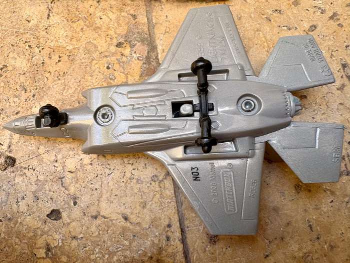 Matchbox F 39B fighter plane 2009 with Boeing 707 Japan airlines diecast
